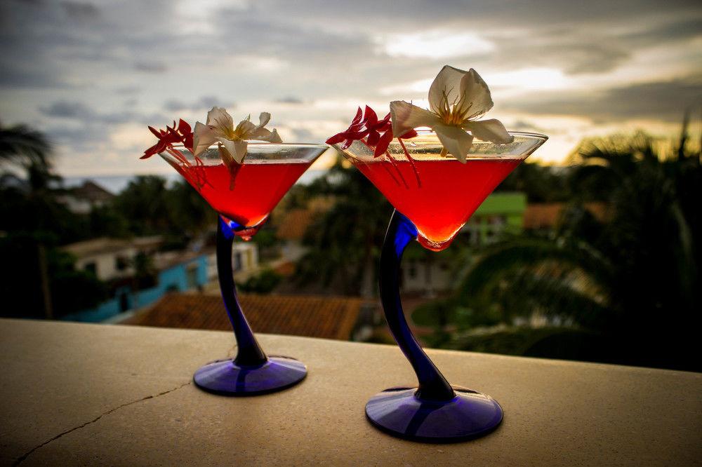 Hotel & Suites Punta Esmeralda ปูแอร์โตเอสกอนดิโด ภายนอก รูปภาพ