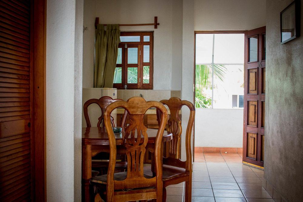 Hotel & Suites Punta Esmeralda ปูแอร์โตเอสกอนดิโด ภายนอก รูปภาพ