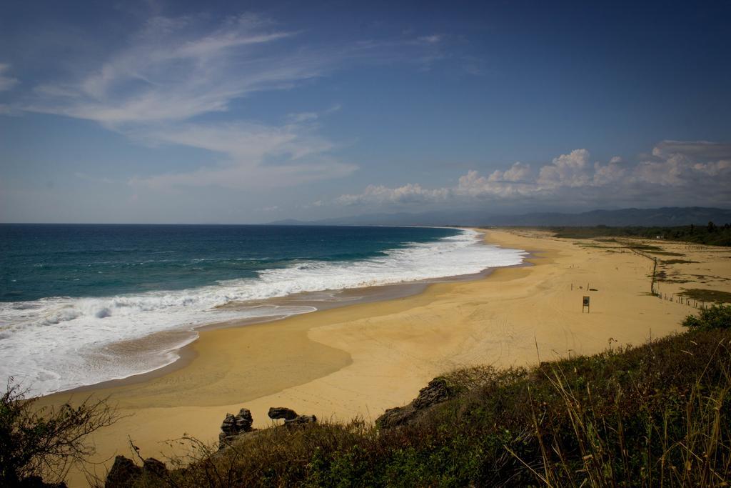 Hotel & Suites Punta Esmeralda ปูแอร์โตเอสกอนดิโด ภายนอก รูปภาพ