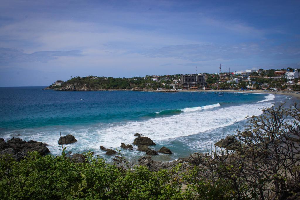 Hotel & Suites Punta Esmeralda ปูแอร์โตเอสกอนดิโด ภายนอก รูปภาพ